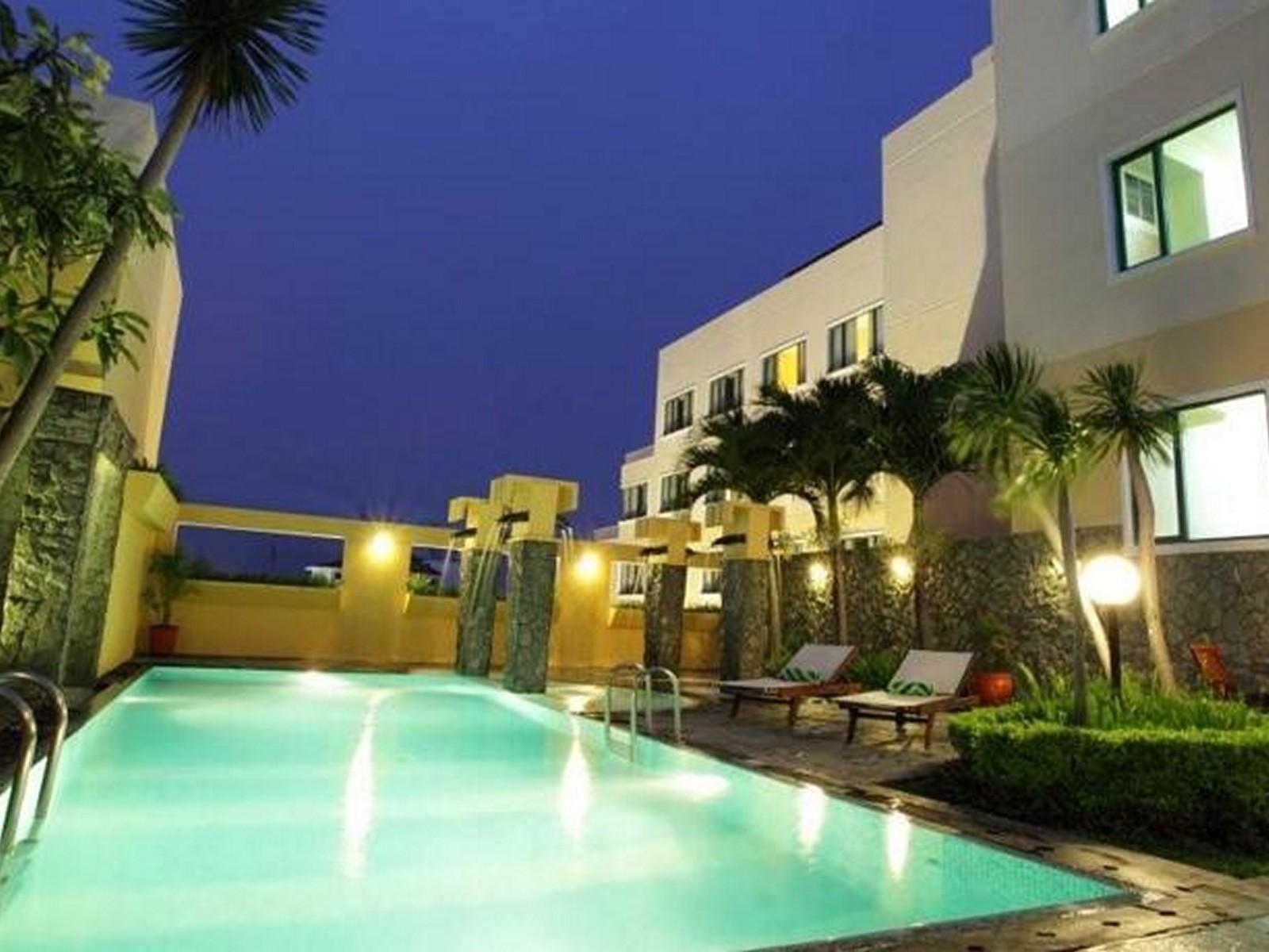 Отель Ibis Malioboro Джокьякарта Экстерьер фото