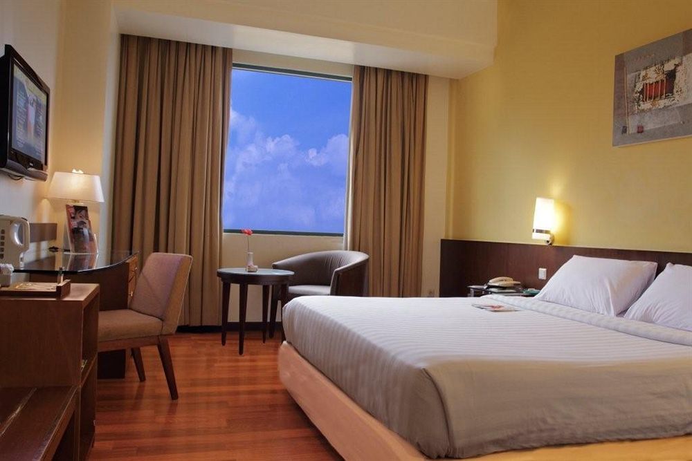 Отель Ibis Malioboro Джокьякарта Экстерьер фото